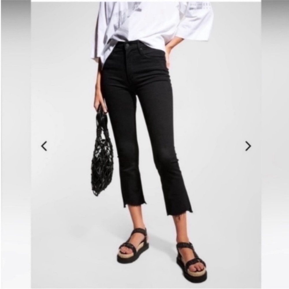 Mother Jeans The Insider Crop Two Step Fray in Not Guilty - Picture 6 of 13